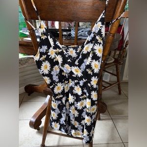 SHEIN Daisy Romper